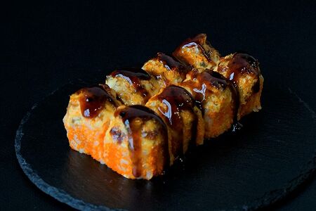 Запечённый с угрем и сыром