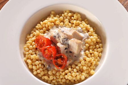 Птитим с шампиньонами. Птитим с шампиньонами. Птитим с курицей и грибами в сливках. Птитим с шампиньонами. Паста птитим с грибами.