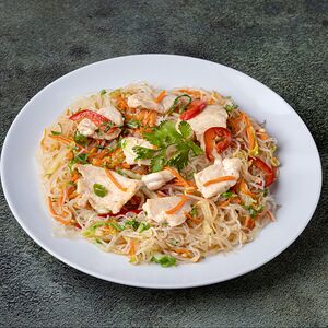 Стеклянная лапша с курицей