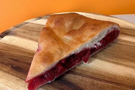 Осетинский пирог с вишней