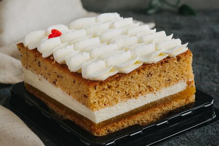 Нарезной торт Пузыри Шампанского