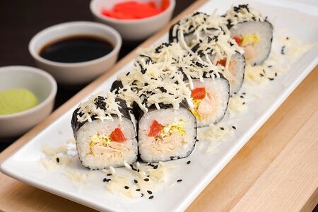 Ролл Пармео