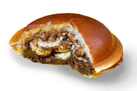 Булочка Банан в шоколаде