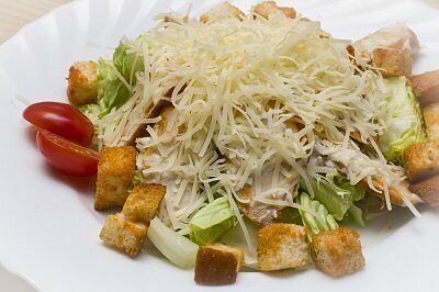 Цезарь с курицей