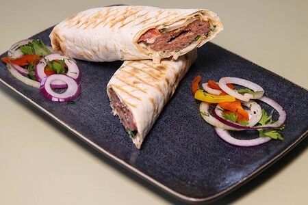 Люля из говядины в лаваше