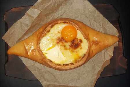 Хачапури по-аджарски