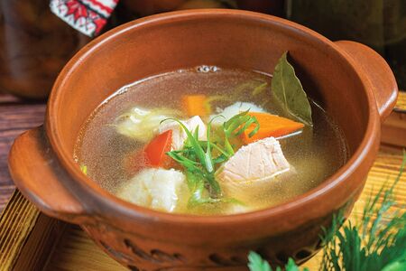 Шурьба - уха из лосося и трески с расстегаем