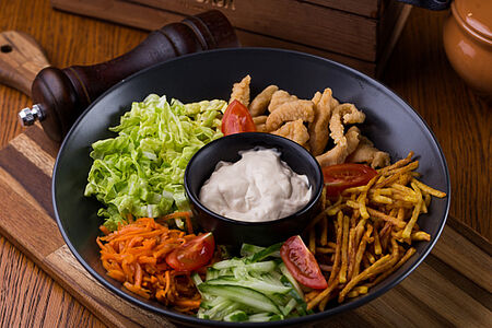 Салат Чикен-Пай