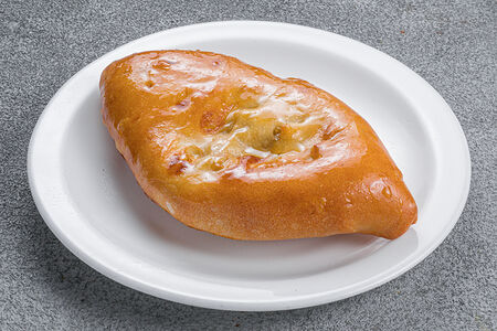 Пиражок с картошкой