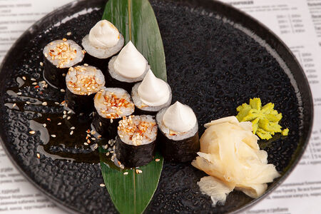 Ролл с угрем и сыром