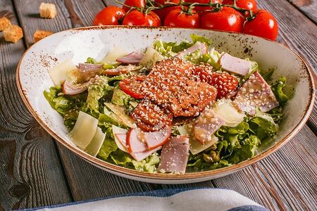 Салат Синьор Помидор под соусом Адарим