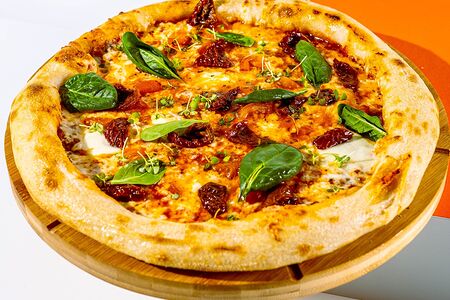 Маргарита с вялеными томатами