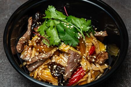 Лапша с говядиной