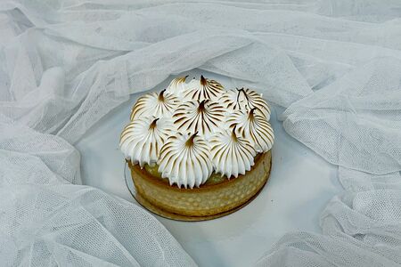 Тарталетка с лимонным кремом