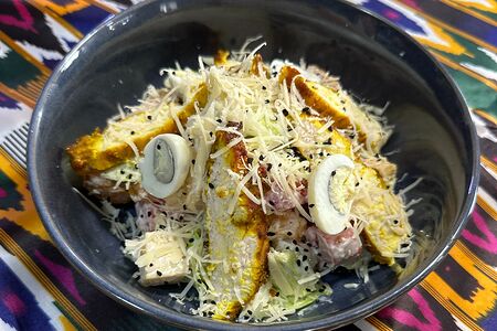 Цезарь с курицей