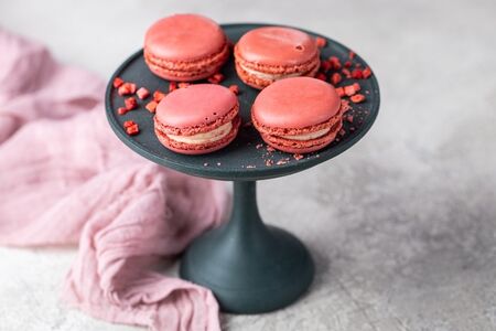 Макарони вишневый