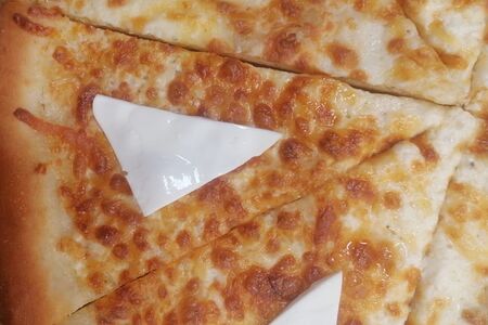 Четыре сыра кусок