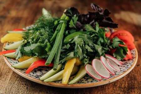 Букет из свежих овощей