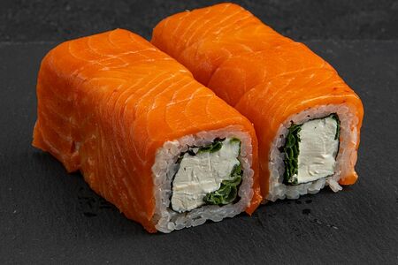 Филадельфия с луком