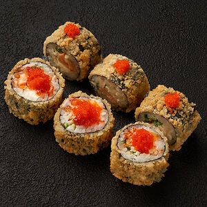 Ролл Панко с лососем и сладким чили