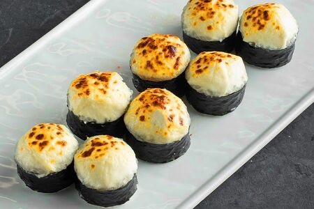 Запеченный ролл Сливочная креветка