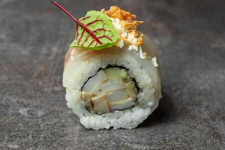 Ролл жареный Кальмар-сибас