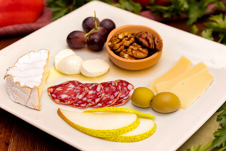 Фирменное ассорти Сакартвело