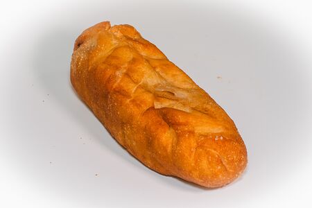 Пирожок с сосиской и картошкой