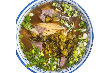 Тянутая лапша с квашеной капустой