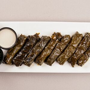 Տոլմա մարմարե տավարի մսով և գետնասունկի սոուսով