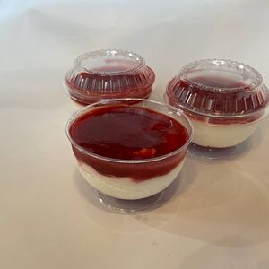 Десерт Клубничный каприз