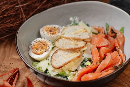 Цезарь с лососем