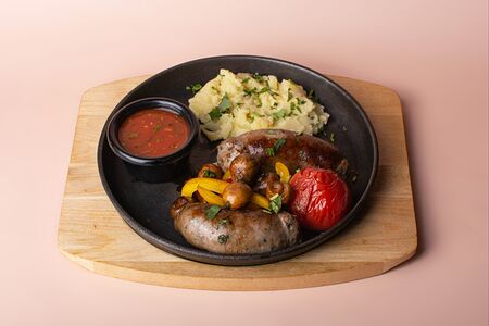 Купаты с овощами