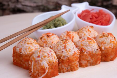 Ролл Острый краб