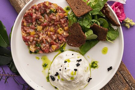 Тартар из говяжьей вырезки