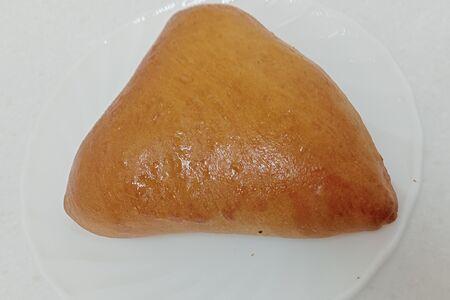 Пирожок с капустой