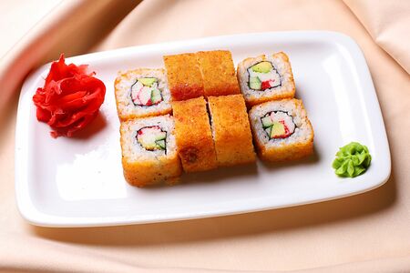 Горячий ролл Калифорния