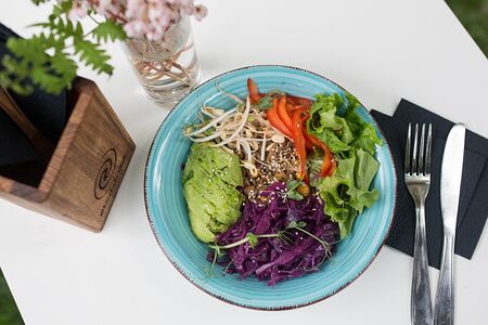 Боул с гречневой лапшой