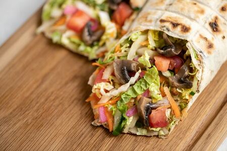 Шаверма вегетарианская с грибами