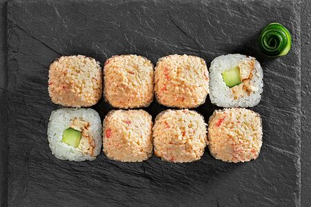 Ролл Спайси с угрем