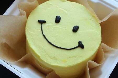 Бенто-торт Happy смайлик