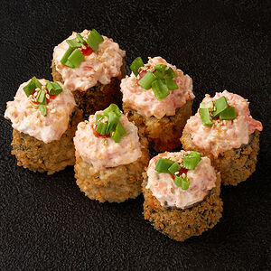 Ролл Панко с креветкой и спайси соусом