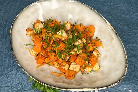 Жаркое из батата и филе индейки с травами