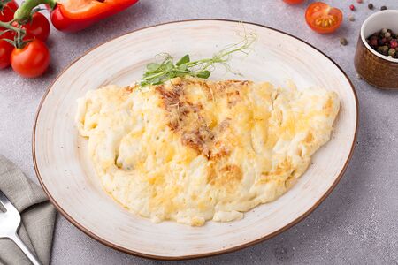 Омлет по-французски с моцареллой