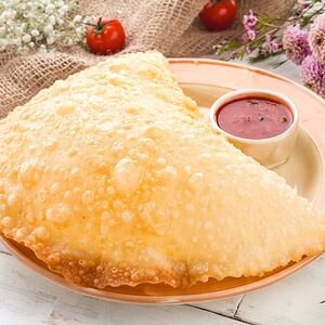 Чебурек с бараниной