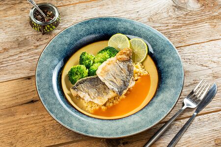 Филе дорадо с брокколи