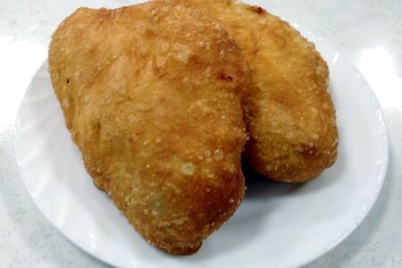 Пирожки с луком и яйцом