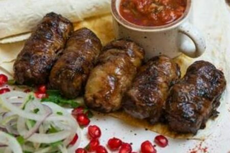 Печень говяжья в бараньей сетке 