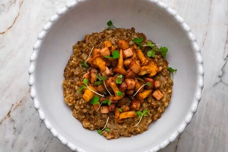 Гречневая каша с грибами и индейкой