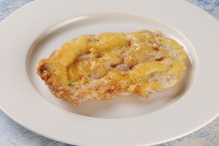 Запеченная свинина с беконом